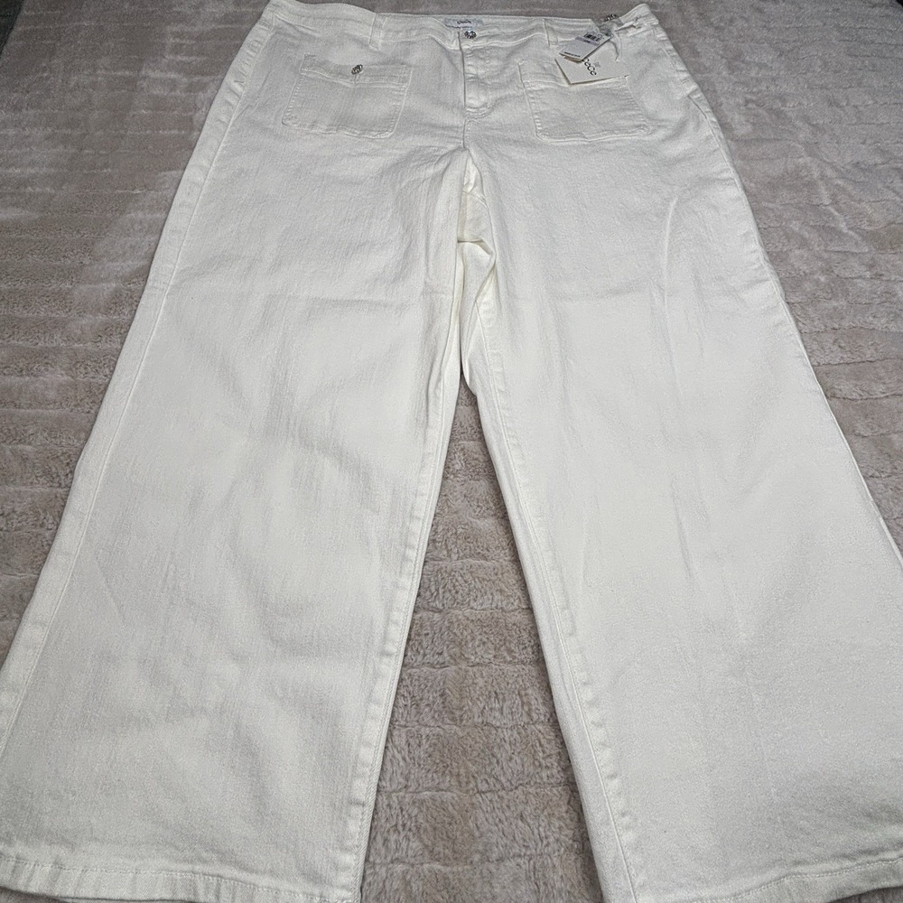 CeCe White Crop Jeans/ Pants Size 22W New